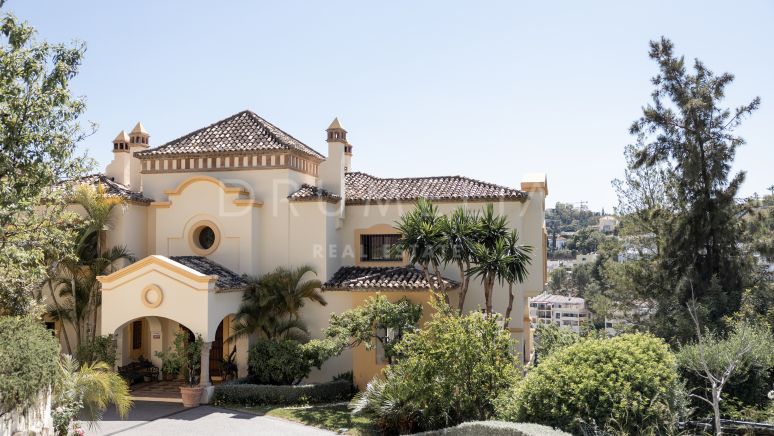 Elegante luxe villa met panoramisch uitzicht in high-end Vega del Colorado, Benahavis