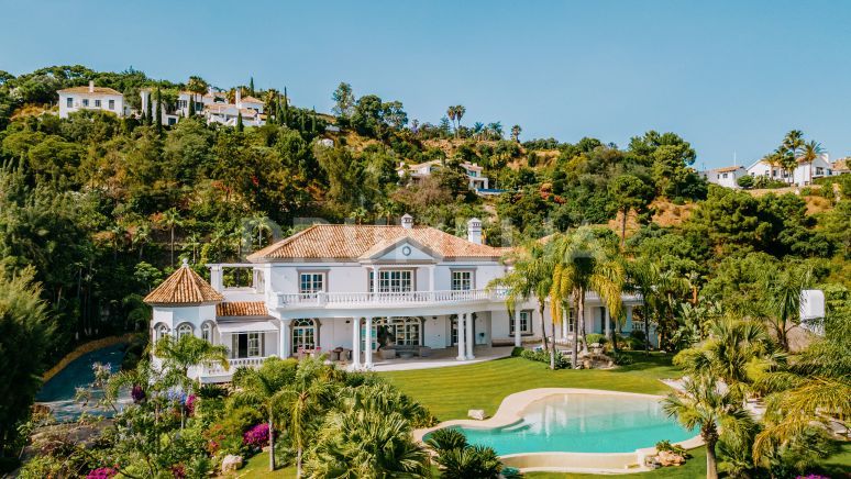 Fascinerande klassiskt lyxigt hus med panoramautsikt, La Zagaleta, Benahavis