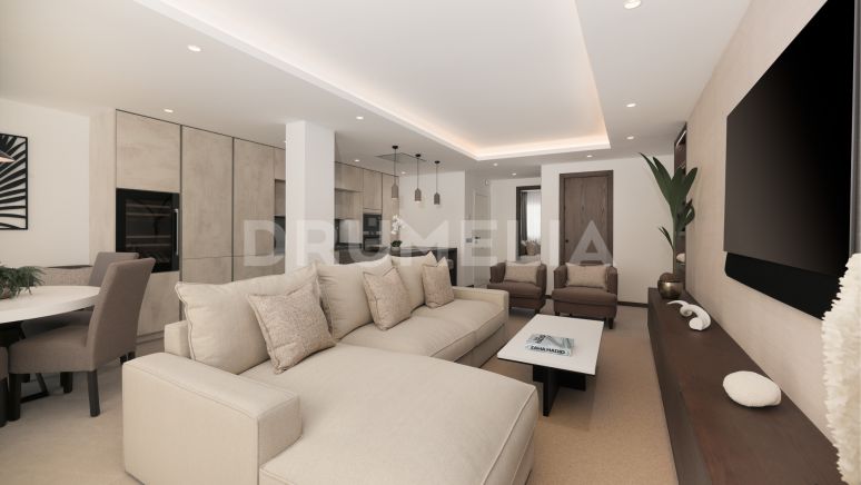 Luxury renovated elegant apartment in fabulous Alcazaba, Puerto Banus, Marbella