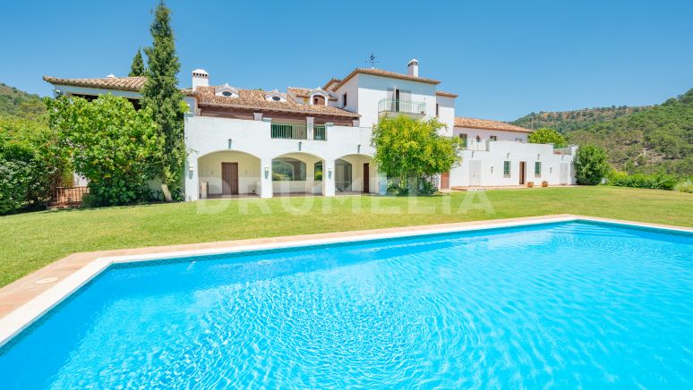 Beeindruckendes andalusisches Luxus-Landgut mit riesigem Grundstück, Estepona