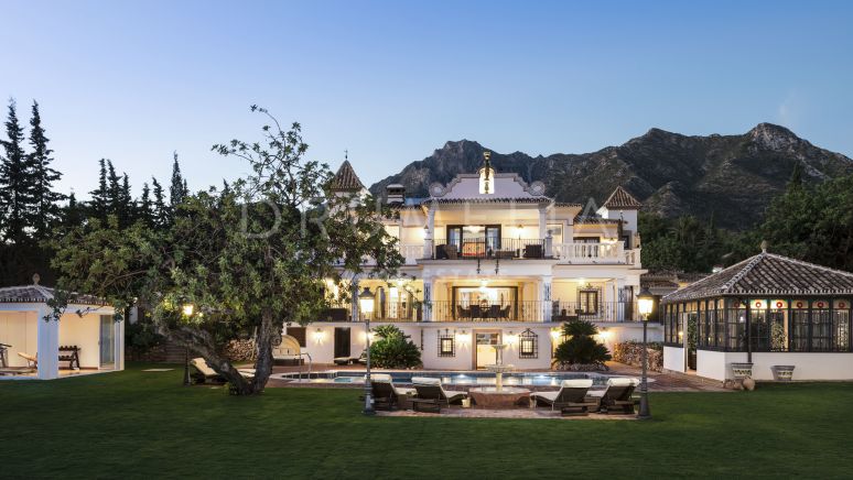 Extraordinaria mansión de lujo que combina futuro y pasado, Sierra Blanca, Milla de Oro de Marbella