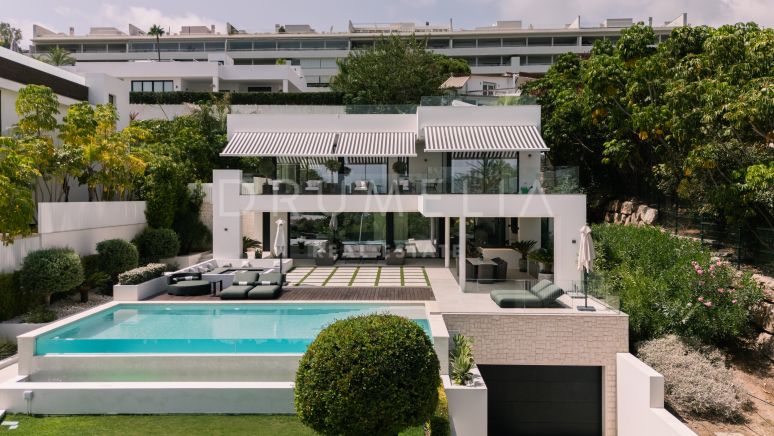 Villa Élégamment Conçue dans Nueva Andalucía