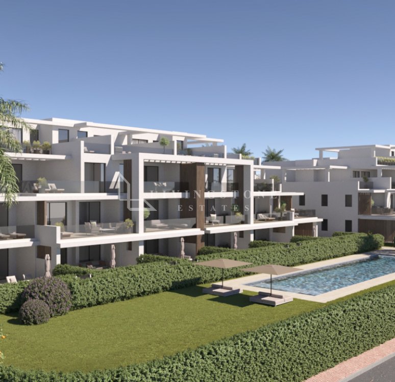 Royal Park Residence: Exclusive Living in Estepona East