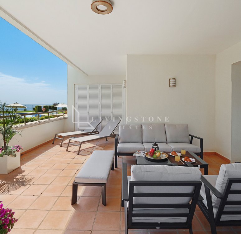 Apartment for sale in Estepona East