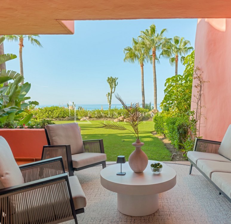 Luxury Ground Floor Apartment in Cabo Bermejo, Estepona