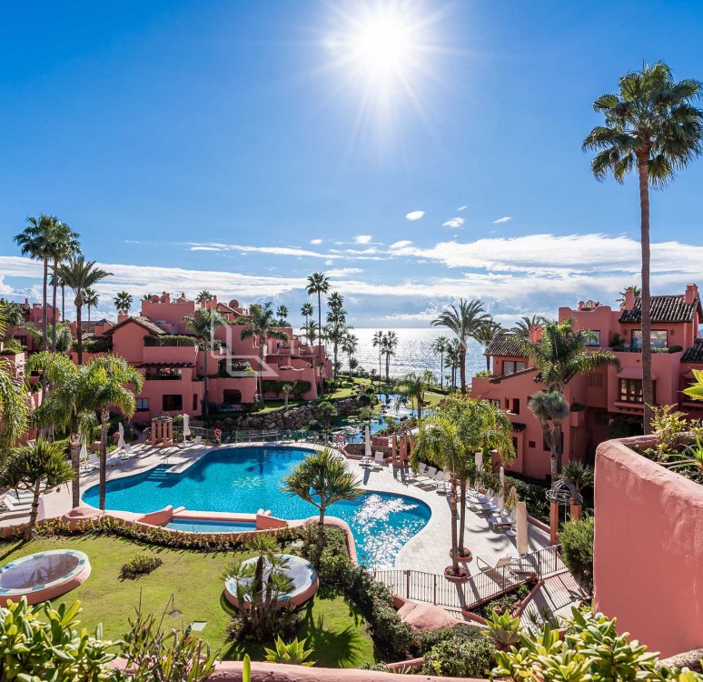 Duplex Penthouse for sale in Cabo Bermejo, Estepona East