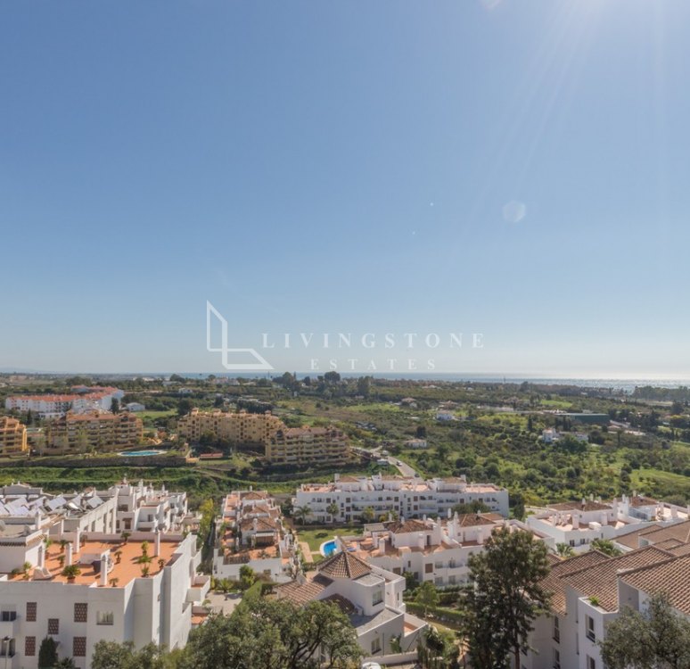 Apartment to rent in Selwo, Estepona East