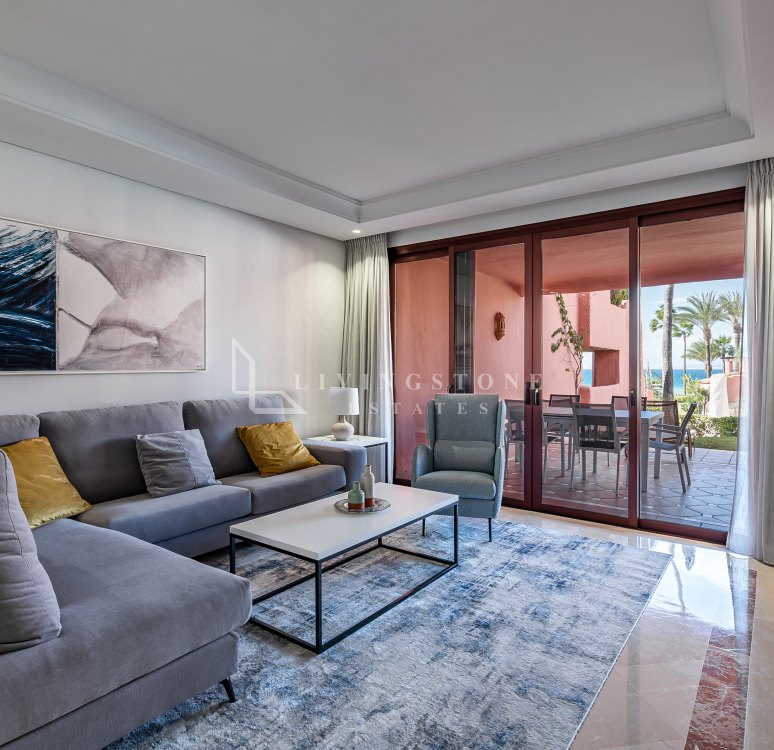 Exclusive ground floor apartment in Cabo Bermejo