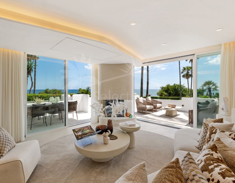 Frontline Beach Sea Views Renovated Apartment, Estepona