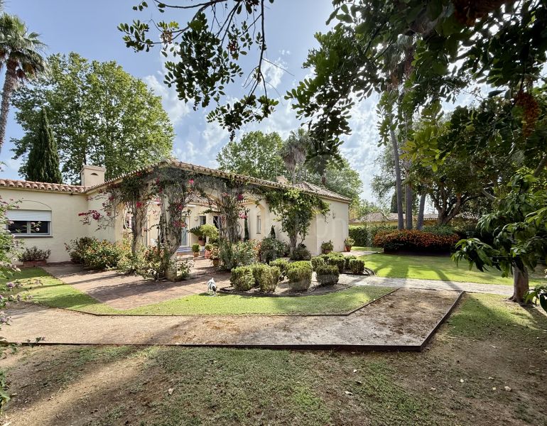 Private andalusian villa near Valderrama, Sotogrande Alto