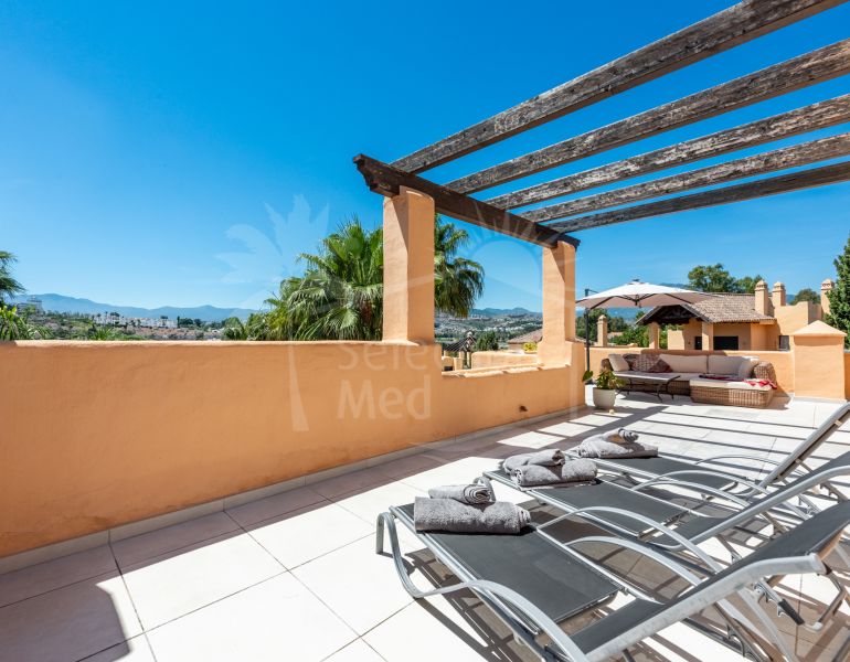 Exclusive Duplex Penthouse in Atalaya.