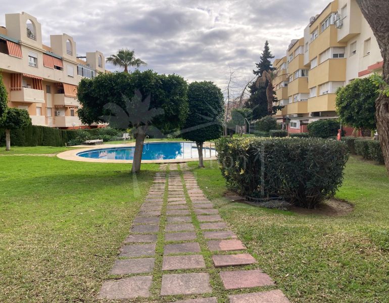 Appartement rez de chaussée à vendre dans Estepona Puerto, Estepona Ville