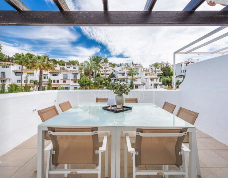 Duplex Penthouse à vendre dans Nueva Andalucia, Marbella