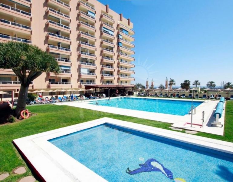 Studio for sale in Hotel PYR. First line Fuengirola.