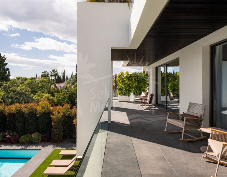 Villa exclusive en front de mer à Marbella