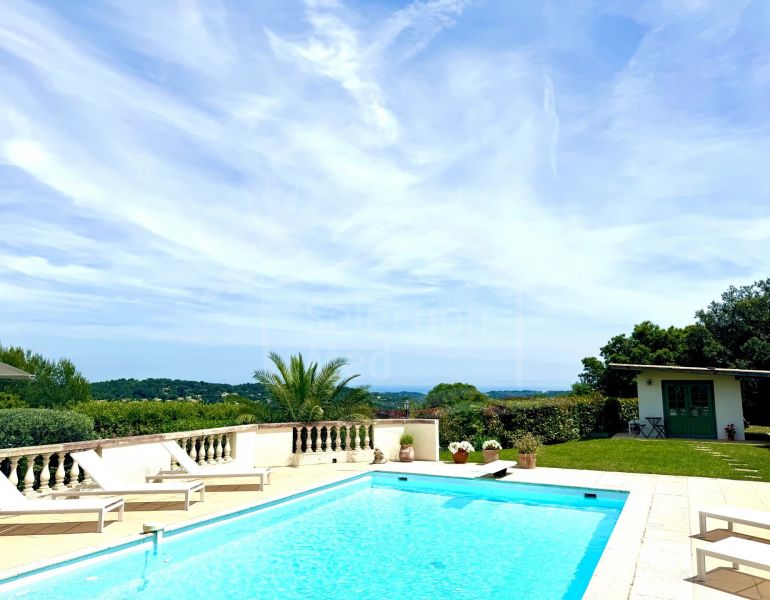 Casa en venta en Valbonne