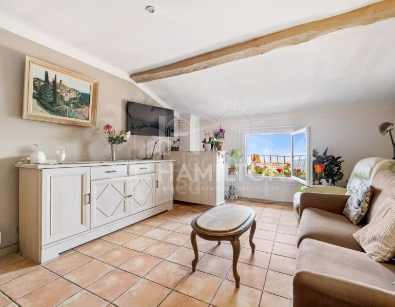 Nestled in the heart of the peaceful village of Châteauneuf-Grasse, this ...
