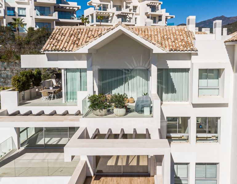 Penthouse left in Block 13