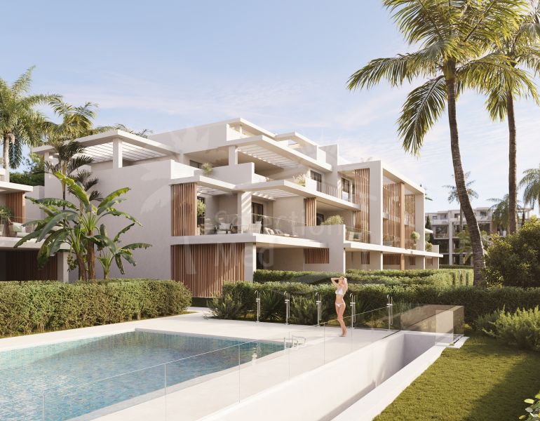 Apartamento en planta baja de lujo en Nueva Milla de Oro, Estepona