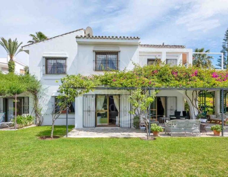 Luxurious Villa in Nueva Andalucia, Marbella