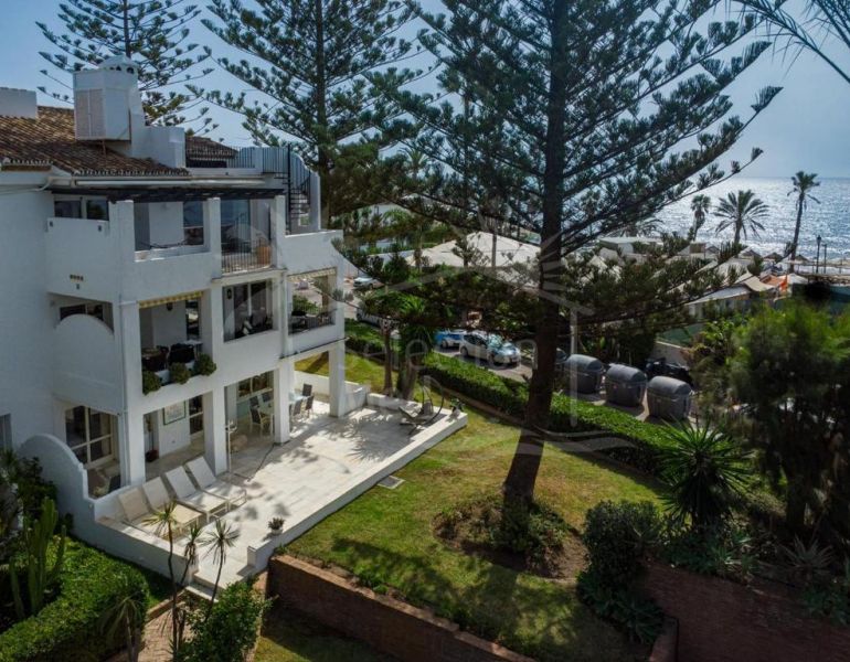 Exquisite Beachfront Apartment in San Pedro – Luxury Living at its Finest