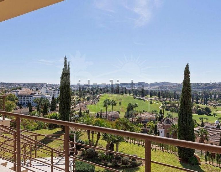 Villa exquisita en Mijas Golf: Una mezcla de lujo y tranquilidad