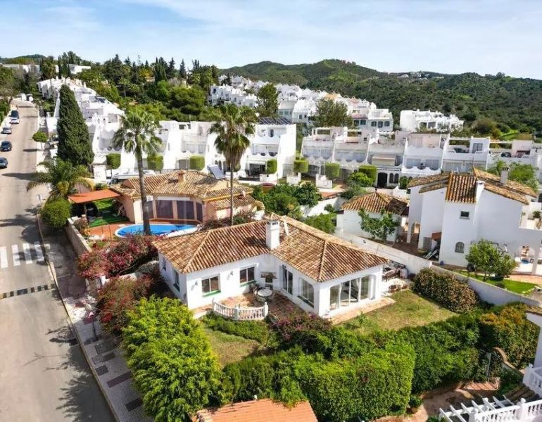 Villa de charme avec vue sur la mer à La Reserva de Marbella