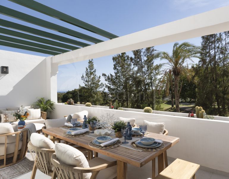 Stunning Three-Bedroom Apartment in La Quinta, Benahavis