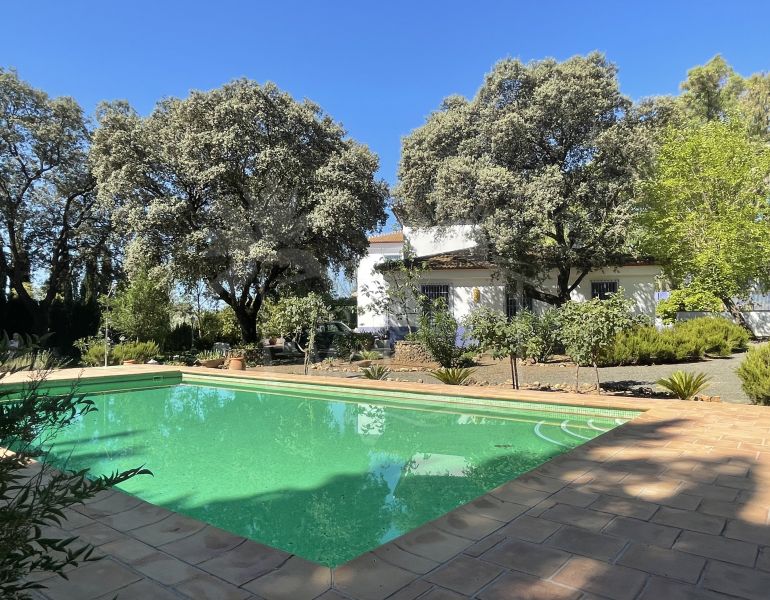 Breathtaking Cortijo in Archidona with pool, garage and outbuildings