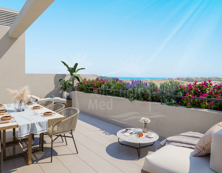 Brand New 2 Bedroom Ground Floor Garden Apartment, with Sea Views Close to Estepona.
