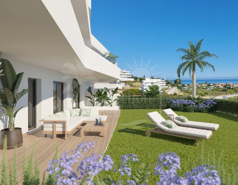 Stunning New 3 Bedroom Garden Apartment with Fabulous Sea Views in Estepona.
