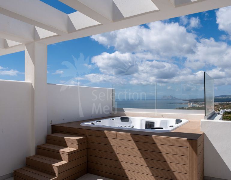 Luxury Town House with Panoramic Views Close to Sotogrande.