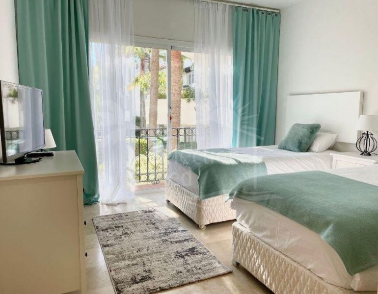 Hermoso apartamento en la playa a 5 minutos a pie de Guadalpin Banus,