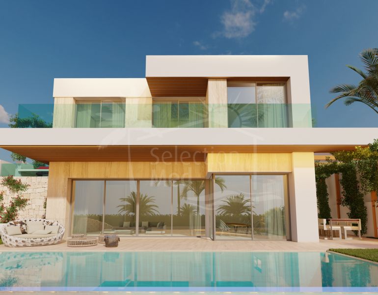 Nueva Villa de lujo 3 dormitorios Primera línea del campo de golf Azata con vistas panorámicas al mar.