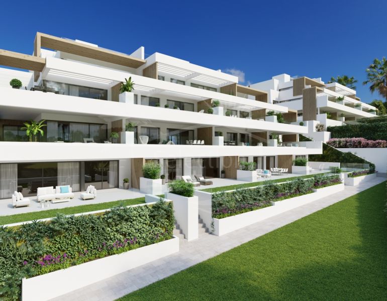 Central Estepona – Brand New 2 Bedroom Apartment – Walking Distance to Everything.