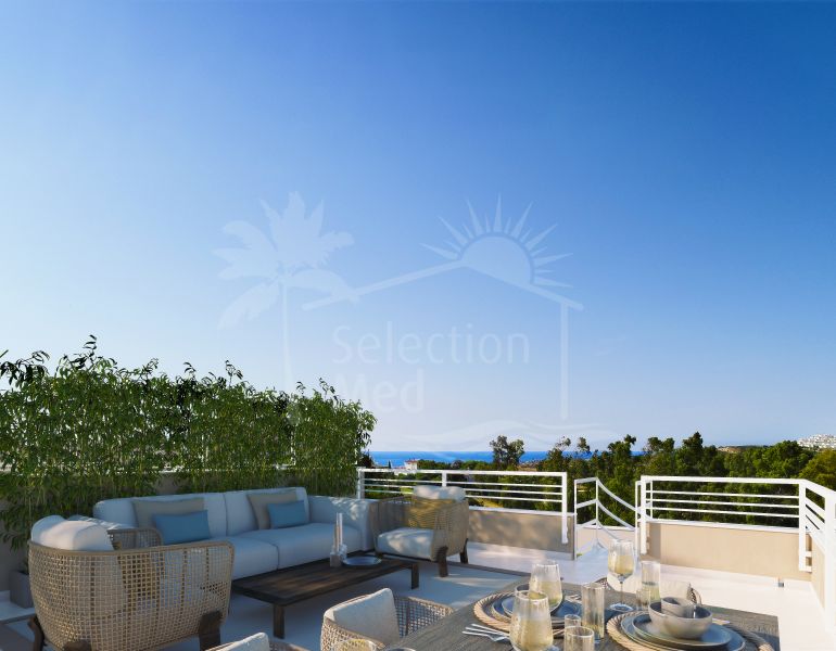Spectacular New Golf Course Apartments with Panoramic Views in Estepona.