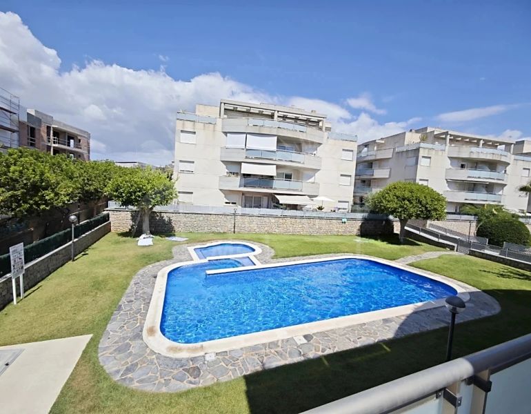 Apartment with terrace and views, by the sea in Es Viver – Ibiza