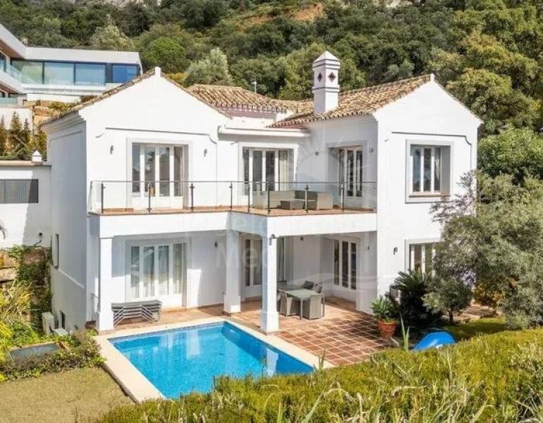 Villa de lujo con vistas panorámicas en Sierra Blanca Country Club, Istán