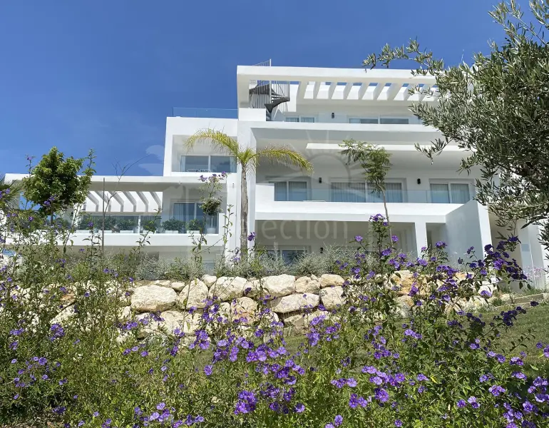 Appartement clé en main de 2 chambres avec terrasse exceptionnelle et accès à la Crystal Lagoon