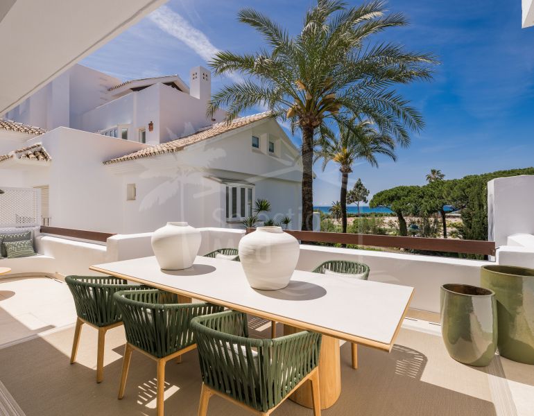APARTAMENTO DE LUJO RECIÉN REFORMADO CON VISTAS PANORÁMICAS AL MEDITERRÁNEO