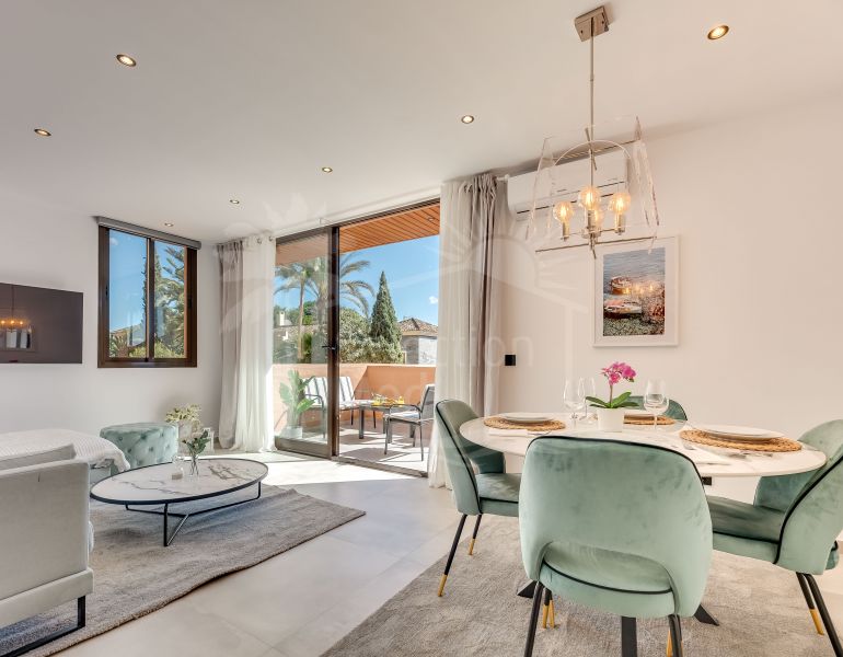 Belle paire d'appartements rénovés en plein sud dans l'hôtel Blubay Paraiso et Spa, Estepona