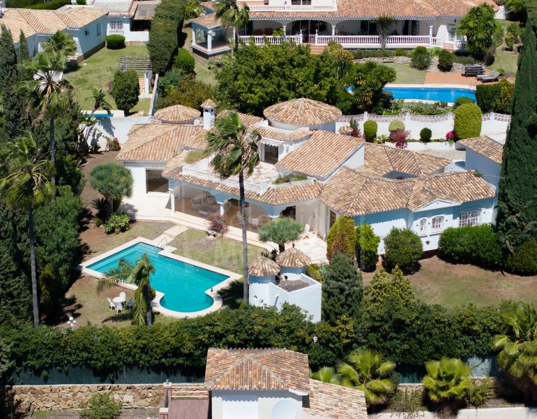 Villa à vendre dans El Paraiso, Estepona Est