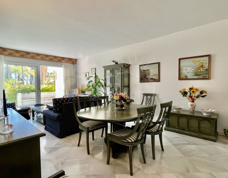 Apartments for sale in Alhambra del Mar, Marbella Golden Mile