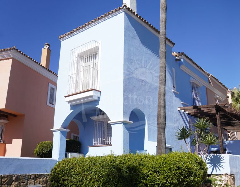 Charming Townhouse in Aloha Lake Village – A Peaceful Retreat in Marbella’s Prestigious Golf Valley