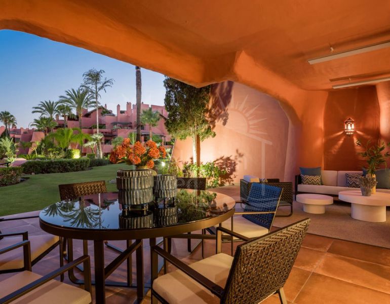 Apartamento Planta Baja en venta en Estepona