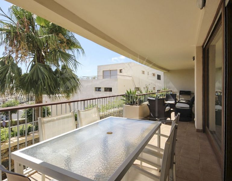 Appartement rez de chaussée à vendre dans Lomas de los Monteros, Marbella Est