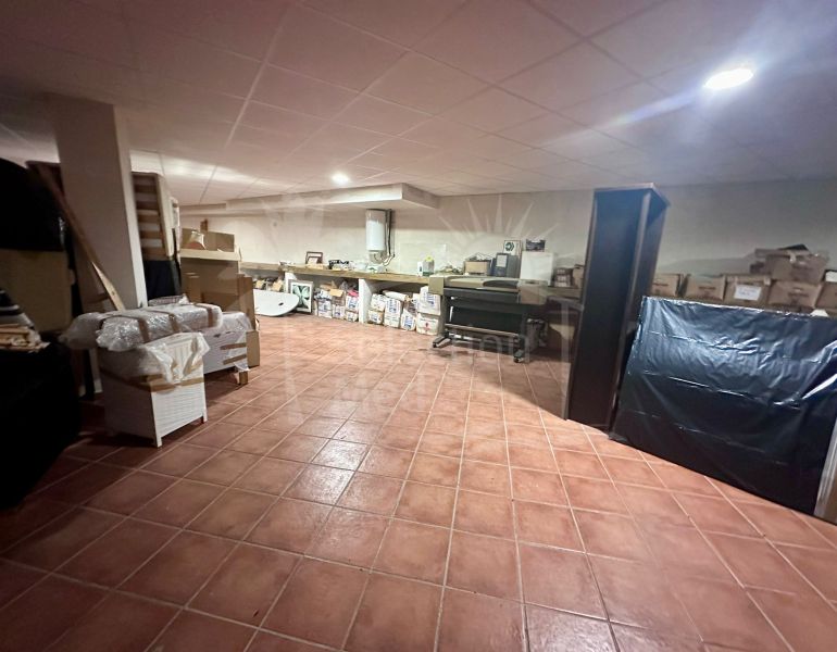 Commercial à vendre dans Puerto de Cabopino, Marbella Est