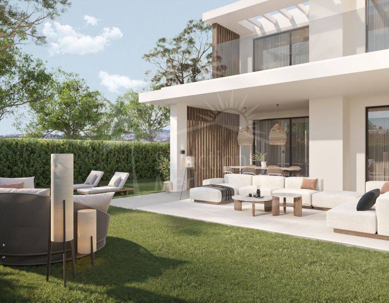 Exclusivos apartamentos con vistas al mar en la prestigiosa Nueva Milla de Oro de Estepona