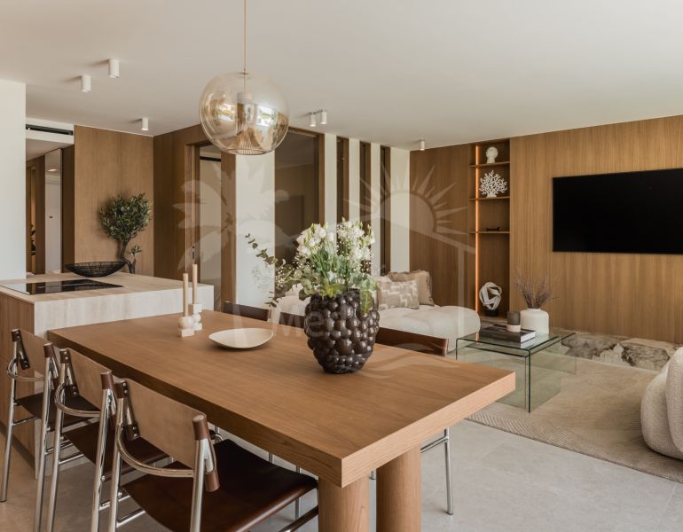 Wonderful newly reformed apartment in the heart of Aloha