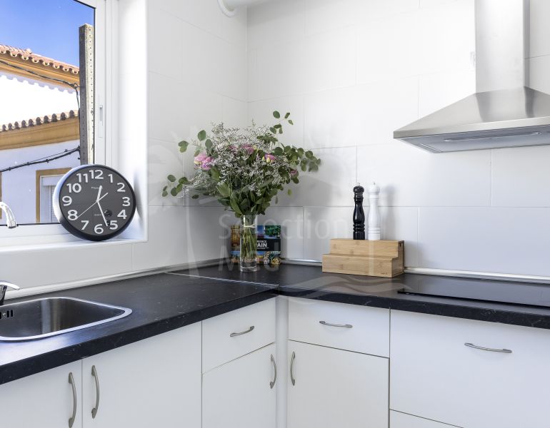 Stylish Refurbished Apartment in the Heart of Pueblo Nuevo de Guadiaro